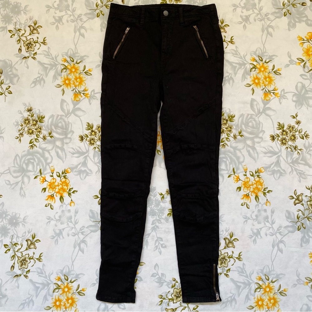 American Eagle Size 6R Super Stretch Pants